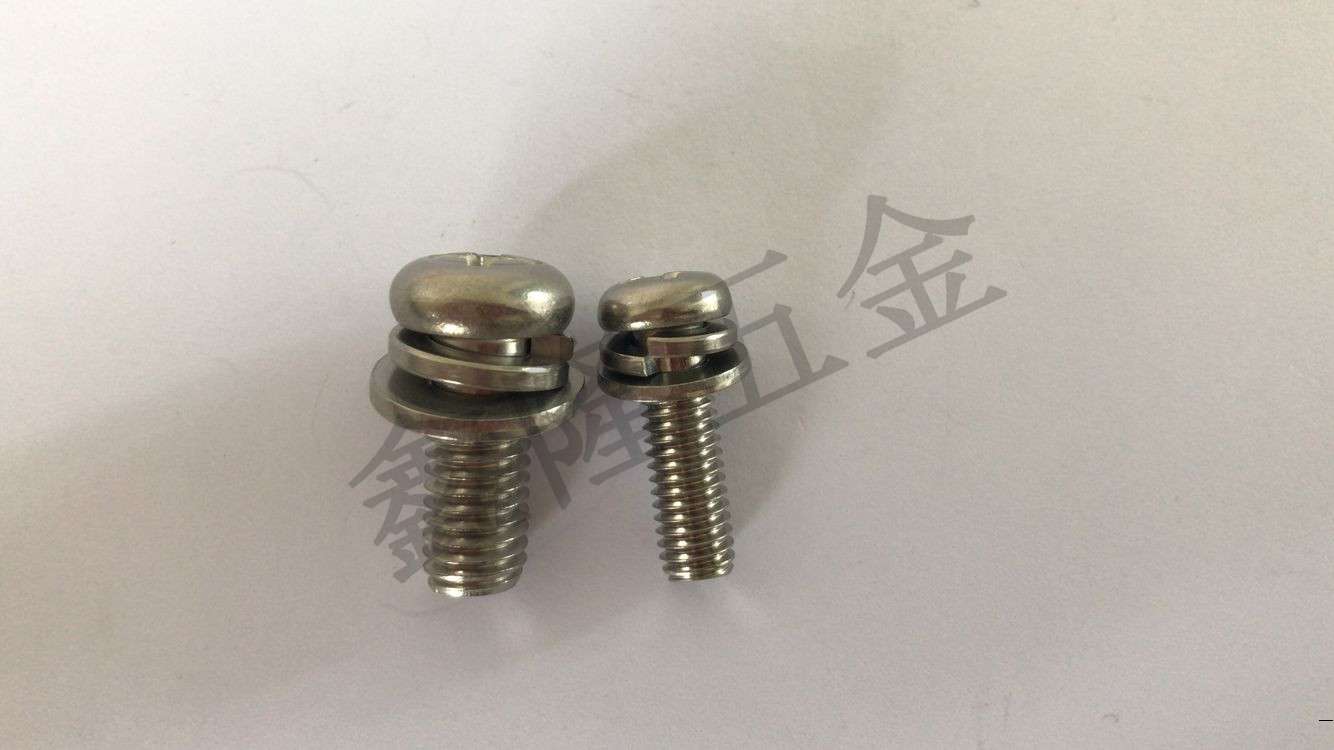 弹平组合螺丝